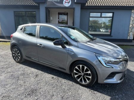 2023 Renault Clio - photo 8