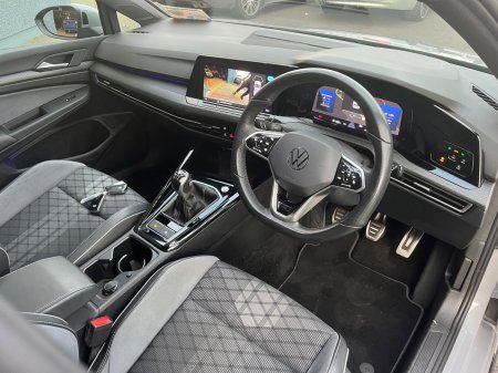 2024 Volkswagen Golf - photo 12
