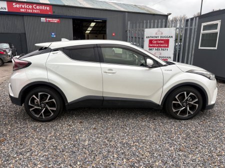 2017 Toyota C-HR - photo 2