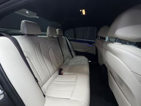 2021 BMW 5-Series - photo 33