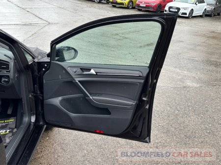 2019 Volkswagen Golf - photo 30