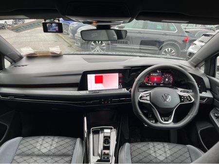 2024 Volkswagen Golf - photo 13
