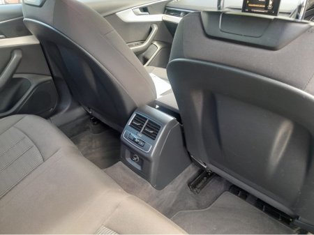 2018 Audi A4 - photo 16