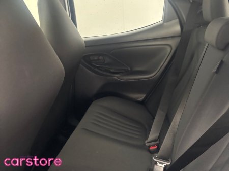 2022 Toyota Yaris - photo 13