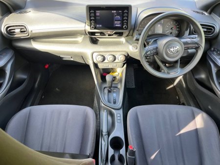2021 Toyota Yaris - photo 10