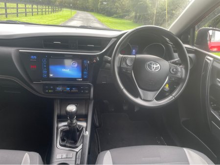 2016 Toyota Auris - photo 5