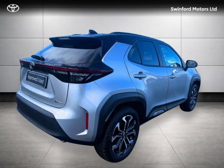 2026 Toyota Yaris Cross - photo 2