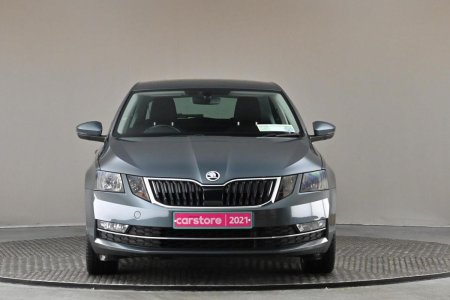 2021 Skoda Octavia - photo 2