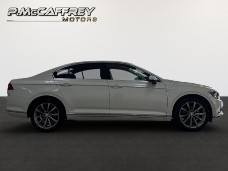 2018 Volkswagen Passat - photo 4