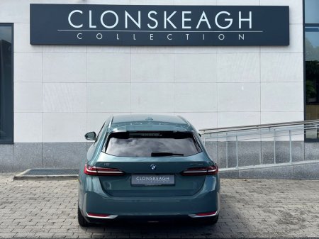 2025 BMW i5 - photo 8