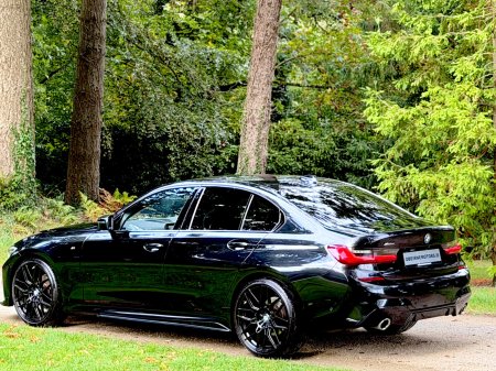 2022 BMW 3-Series - photo 24