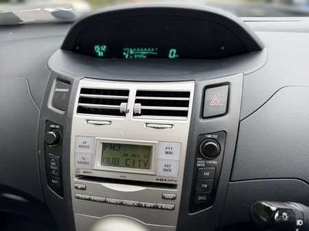 2008 Toyota Yaris - photo 11
