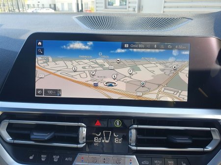 2021 BMW 3-Series - photo 8