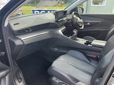 2021 Peugeot 5008 - photo 22