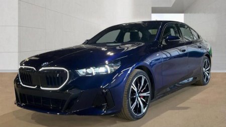 2024 BMW i5 - photo 2
