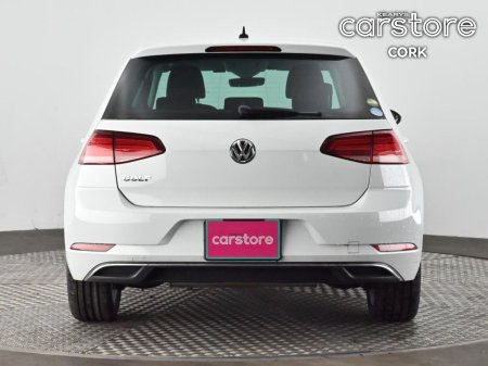 2019 Volkswagen Golf - photo 4