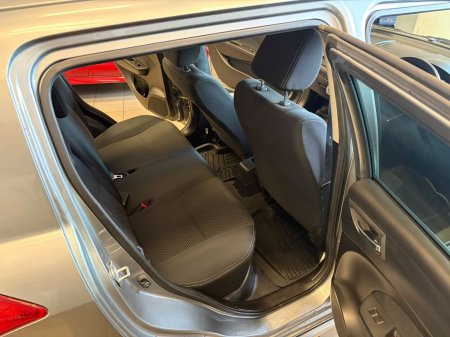 2014 Suzuki Swift - photo 22