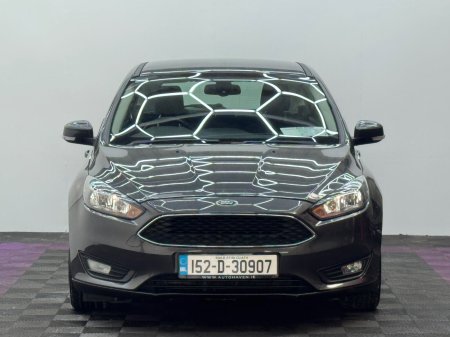 2015 Ford Focus - photo 2