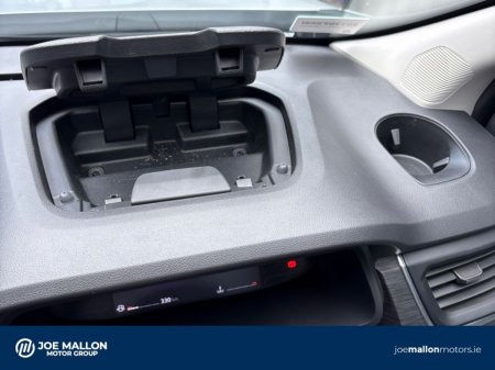 2026 Renault Trafic - photo 29