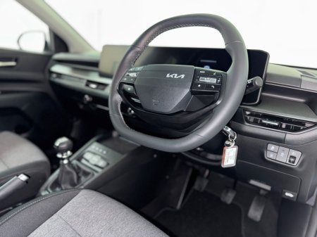 2026 Kia Stonic - photo 2