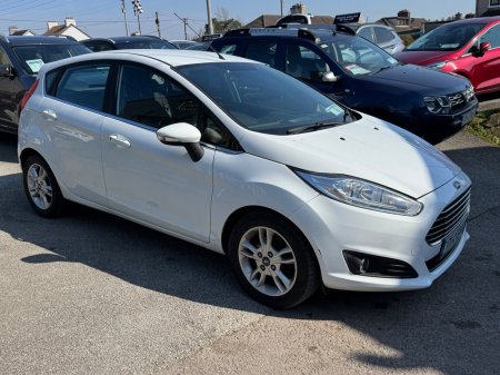 2017 Ford Fiesta - photo 3