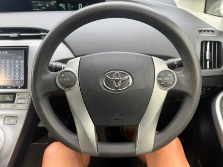 2012 Toyota Prius - photo 10
