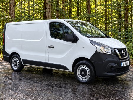 2019 Nissan NV300 - photo 2