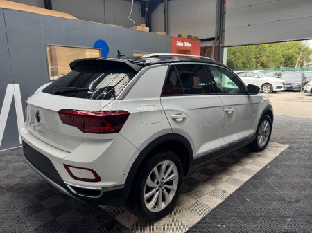 2024 Volkswagen T-Roc - photo 3