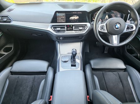 2021 BMW 3-Series - photo 18