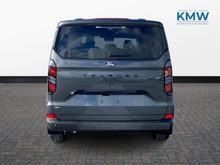 2026 Ford Tourneo Custom - photo 8