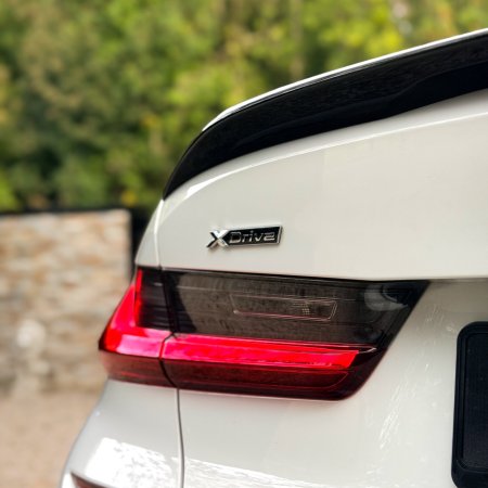 2022 BMW 3-Series - photo 8