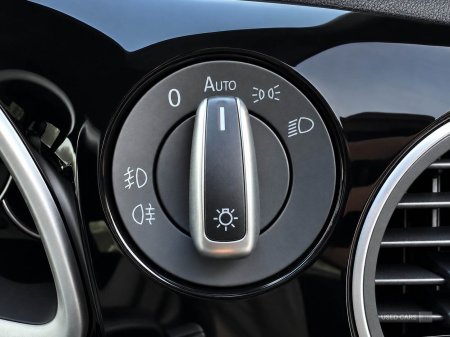 2015 Volkswagen Beetle - photo 14