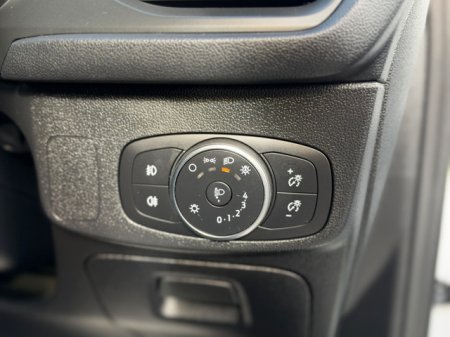 2020 Ford Focus - photo 17