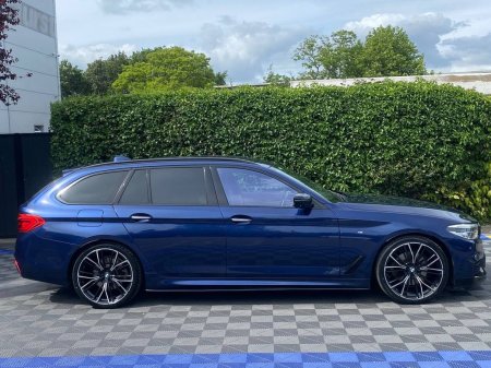 2017 BMW 5-Series - photo 2