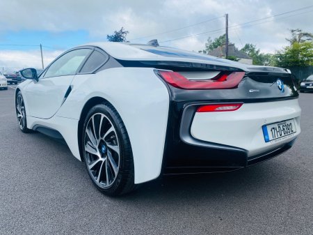 2017 BMW i8 - photo 11