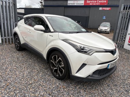 2017 Toyota C-HR 1.8 HYBRID LUNA