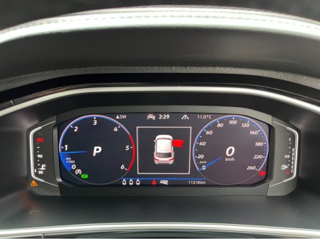 2024 Volkswagen T-Roc - photo 25