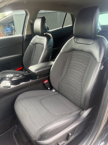 2023 Kia Sportage - photo 23