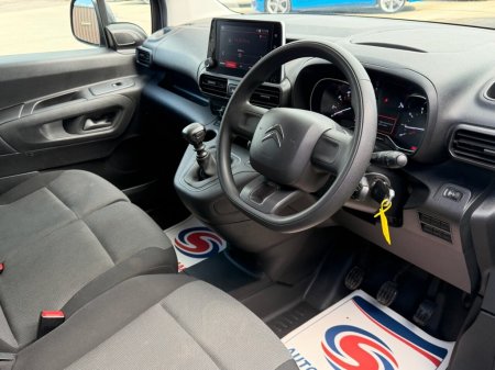 2023 Citroen Berlingo - photo 13