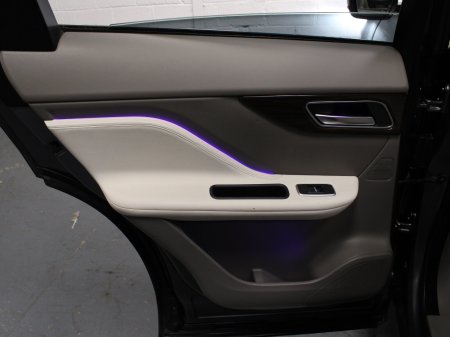 2016 Jaguar F-Pace - photo 32