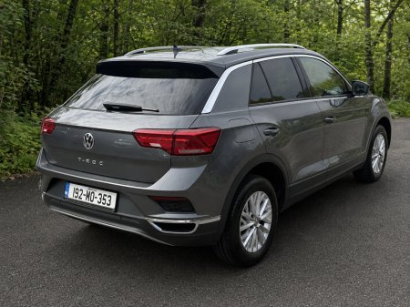 2019 Volkswagen T-Roc - photo 2