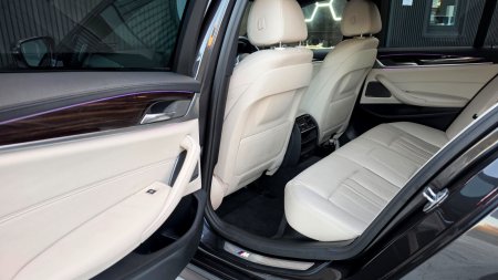 2017 BMW 5-Series - photo 19