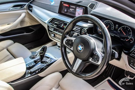2018 BMW 5-Series - photo 11