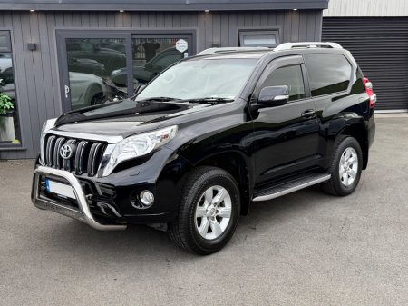 2017 Toyota Land Cruiser - photo 2