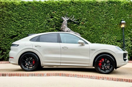 2025 Porsche Cayenne - photo 3