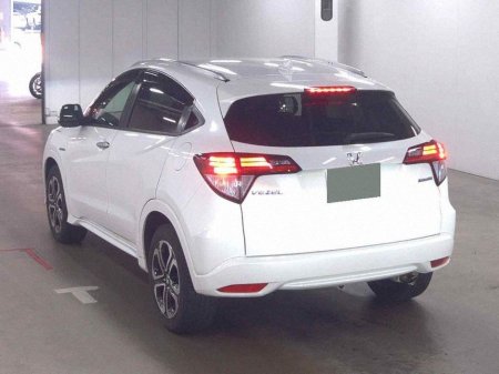 2015 Honda Vezel - photo 2