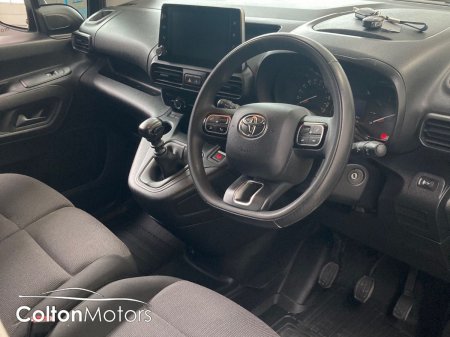 2023 Toyota Proace - photo 11