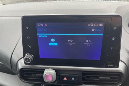 2022 Peugeot Partner - photo 27