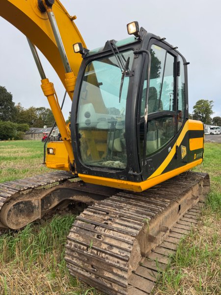 0 JCB  - photo 8