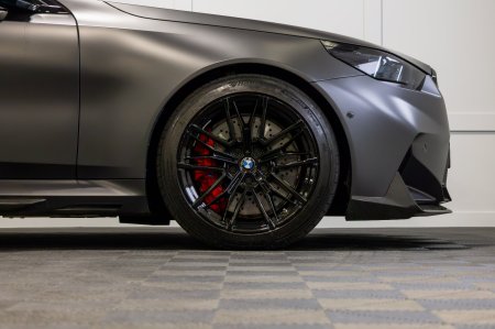 2025 BMW M5 - photo 7
